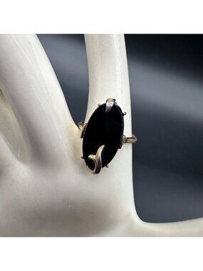 Vintage Avon Night Flower Faux Black Onyx Ring Size 6 Statement Jewelry 1978